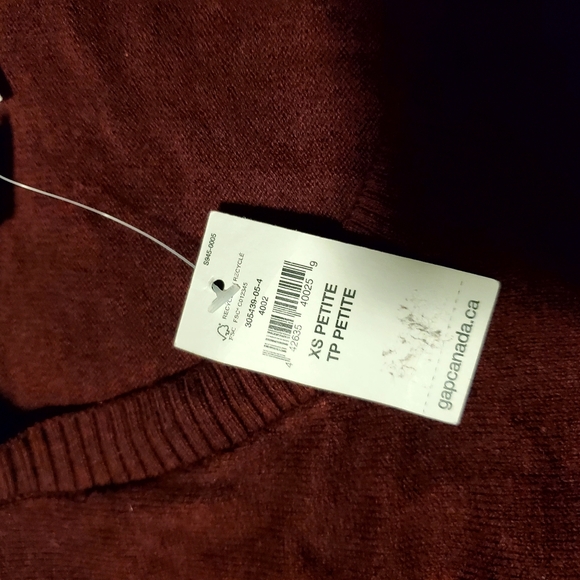 ❌❌❌SOLD❌❌❌                    BNWT GAP MAROON CARDIGAN - Picture 3 of 4